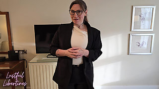 Cum Hungry Hotel Manager Seduced Me as My Wife Showered