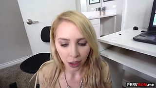 My cougar step-mom Alix Lynx completely sucked off my Big Dick