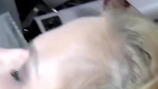 Slut from the US gets big load on her face