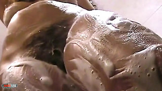 Martha: Amateur Wife Naked in Her Shower
