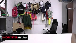 Huge titted pe coach gets caught shoplifting