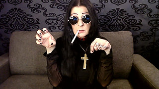 Halloween Ozzy Cosplay MILF Smoking