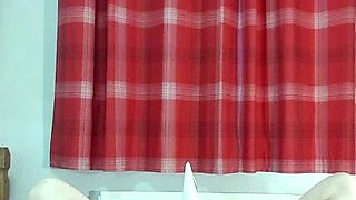 Hot amateur blonde pregnant toying her pussy solo