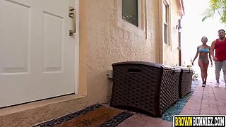 Sarai Minx Gets Filled with Cum After Gym - Blowjob & Hardcore Sex