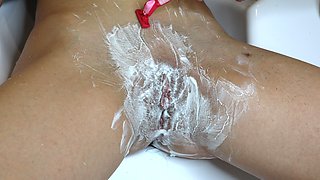 Shaving Hairy Pussies with a Close -up Shaving Foam!
