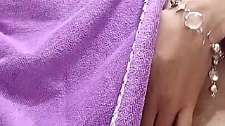 My Parents Think I'm Taking a Bath, but I'm Masturbating and Cumming at the Same Time