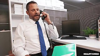 Fuckin' In The Chief's Office - Holly Day, Scott Plumbs - Extraordinary Holly