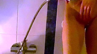 Leann amateur beautiful brunette with big boobs