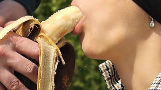 Don't Make Me Angry! My Best Friend Cheats on Me Outdoors at the Bib Black Bbanana 2025 Taste Game Cheats Again