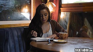 Petite teenage Vanna Bardot fucks her lover