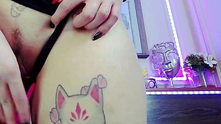 Flexible pale brunette with foot fetish does hot footjob