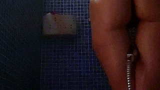 Cute amateur brunette naughty in solo jerking show on camera