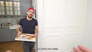HUNT4K. Pussy for Pizza