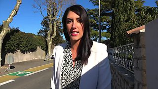 Lola, 28 years old, from Mons! - Jacquie et Michel TV