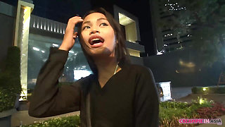 Slender Hottie Gives Man An Outstanding Fucking Performance