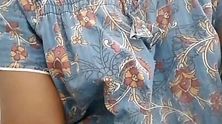 Swetha Tamil Wife Pusssy In cucumber masturbation