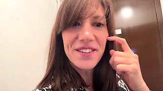 Lety Howl gets wild with fan Antoine in public parking lot - HD porn