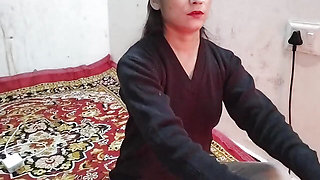 Bhabhi ko gandi video dikha kar chod diya