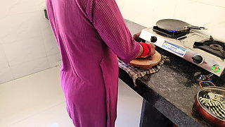 Kitchen Sex: Step Mom Is Sitting to Eat Food Till We Leave