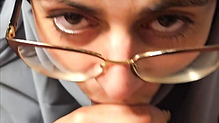 Close up Blowjob with Glasses Mia Niqab