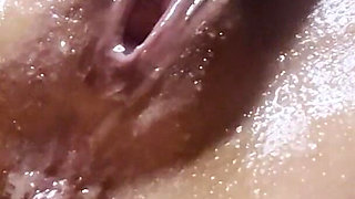 Huge Squirting
