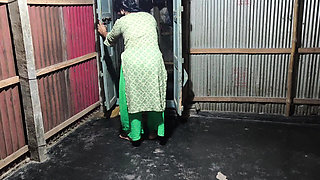 I Hugged My Aunty and Started Fucking Her in the Ass