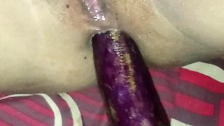 Amateur Wife of Eggplant Insertion