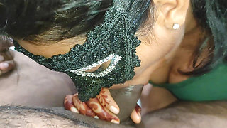 Desi Secretary Ki Chudai My Secretary Has A Lot Of Faith In Me And I Always Help Her By Paying Extra My Female Employee..