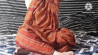 Bhabhi Called Massage Man for Fun in Hindi