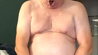 Oldotto60 masturbates