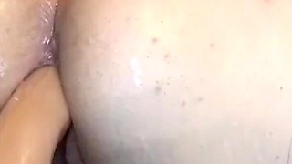 Thick Girl Fucks and Haves Her Pussy All Wet and Creammy