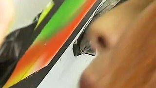 Never sucks it in holes and puts it inside