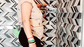Puja Bhabhi Bathroom