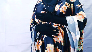 Muslim Hijabi Beautiful Housewife Fucking with Neighbor - With Clear Hindi Audio