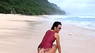 Public Beach Butt Plug Insertion by a Solo Female