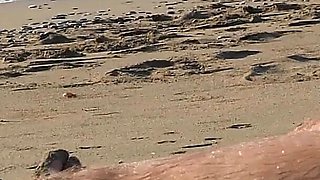 Beach Handjob: Beauty in Bikini Makes Him Get a Huge Cumshot at the Beach