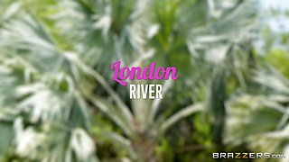 Slipping It In The Soccer Milf With Damon Dice, London River - Brazzers