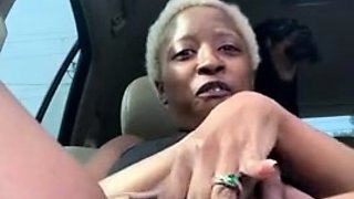 Dark Phat Pussy Blonde Car Masturbation