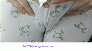 Turkish Camel Toe Masturbation