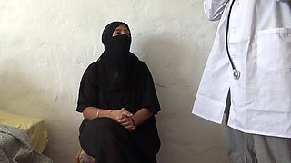 Muslim Woman Anal Fucking in Doctors Office.