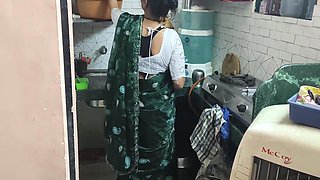 Indian Hot Fife Ki Din Me Chudai
