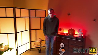 POV Gorgeous Czech MILF Pounds Younger Dude For Cash