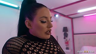 Uncaged lebsian foreplay with Angela White and Queenie Sateen