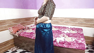 Desi bhabhi was getting dressed. Meanwhile her brother-in-law caught her. Then both of them had a lot of fun in fuck !