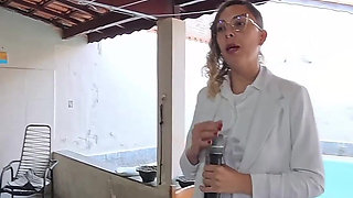 Reporter Strips Naked After Being Caught Breaking Into a House.