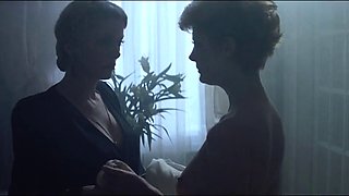 Catherine Deneuve vs Susan Sarandon  from The Hunger 1983