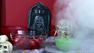 The Men In Plastic Masks With Jordan Ash, Alanah Rae, Nikki Sexx, Carlo Carerra - Brazzers