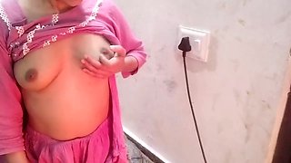 Bhabhi desi, bathroom, bhabhi indian