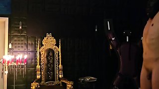 Kinky Castle - Lady Luciana Di Domizio In Scene - Happy