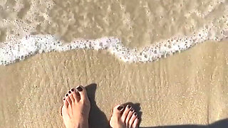 I Love the Sea and the Sun so Hard